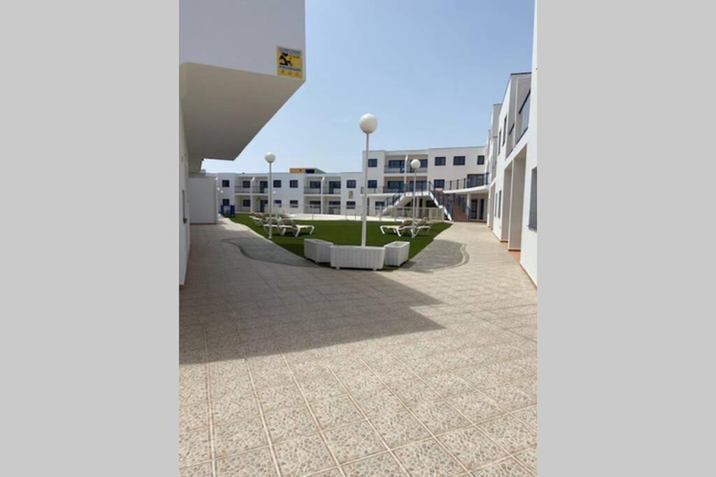 Costa Calma Sun & Beach Apartment - Wifi & Pool Eksteriør billede